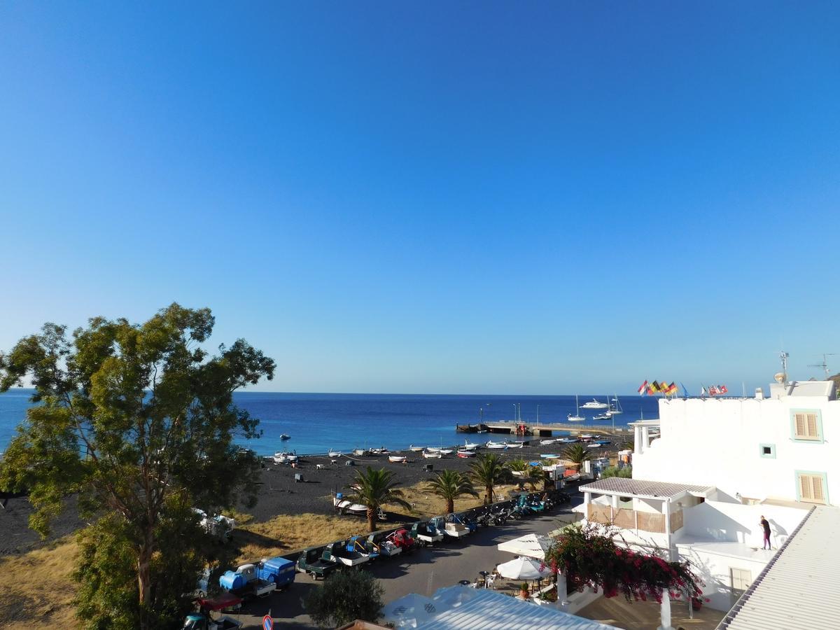 Case La Pergola Stromboli Exterior foto